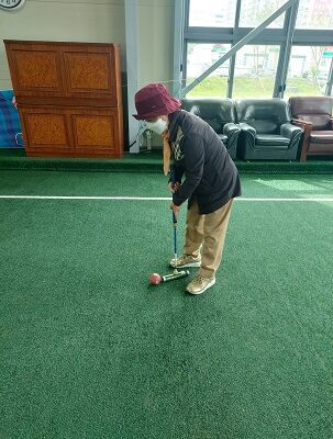 게이트볼 프로그램 진행하였습니다.