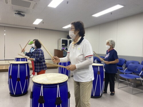 여성장애인교육지원사업 난타교실 진행