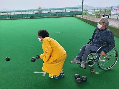 론볼 프로그램 진행하였습니다.