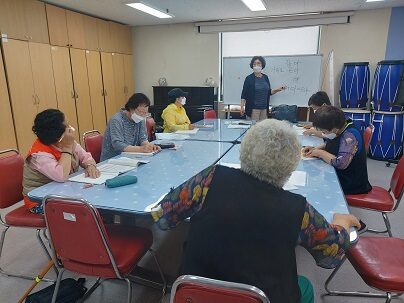 문해프로그램 진행하였습니다.