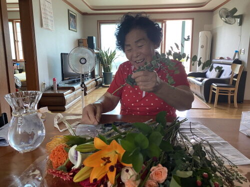 8월 여성장애인지원사업 꽃꽂이 프로그램 진행