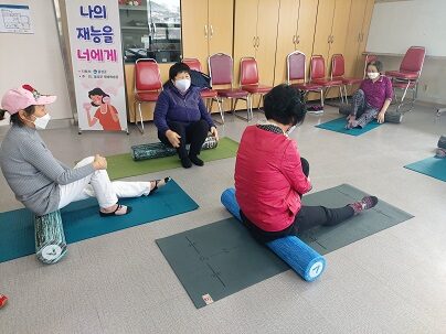 다함께 쭉쭉늘리자 스트레칭 프로그램