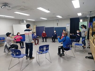 함박웃음재활교실 프로그램 진행하였습니다.