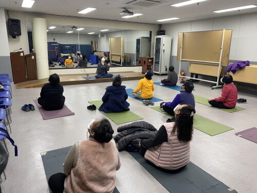 여성장애인교육지원사업 요가 프로그램 진행