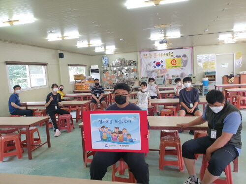 장애인들에게 ‘옆자리를 빌려드립니다’