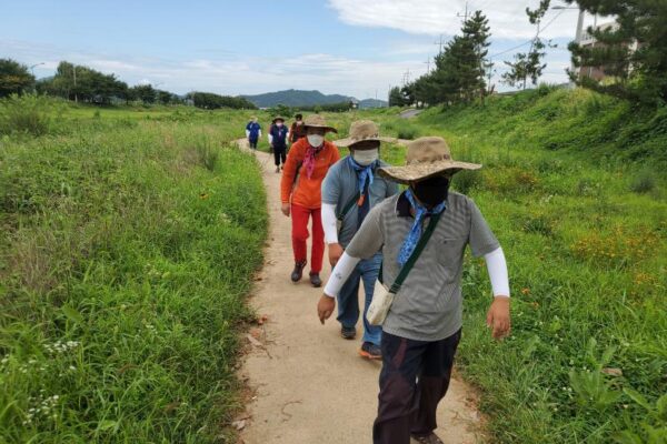 주간보호센터 산책 다녀왔습니다!