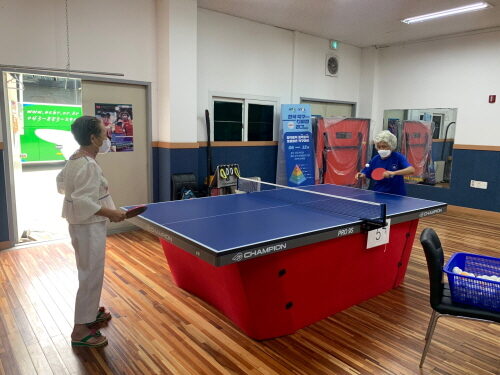 탁구클럽을 진행하였습니다.