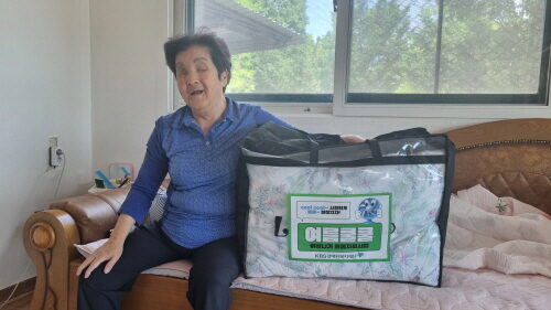 KBS강태원복지재단 2024년 저소득 어르신 여름나기 물품지원사업 "여름쿨쿨" 지역 내 재가장애인에게 시원한 여름 이불 전달