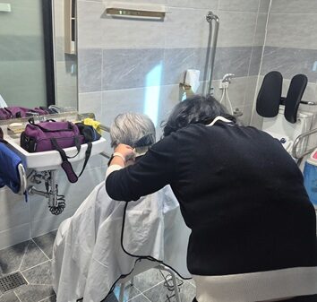 2026년 사례지원팀 '든든한 이웃들' 이미용 프로그램 진행