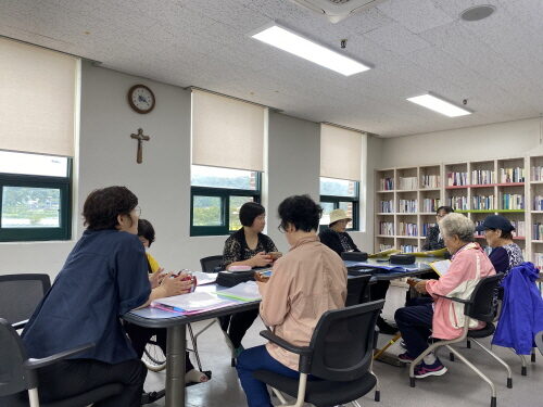 여성장애인교육지원사업 칼림바 프로그램 진행