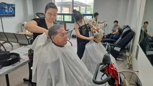 무더운 여름~~7월 관내이미용으로 시원해졌어요!!