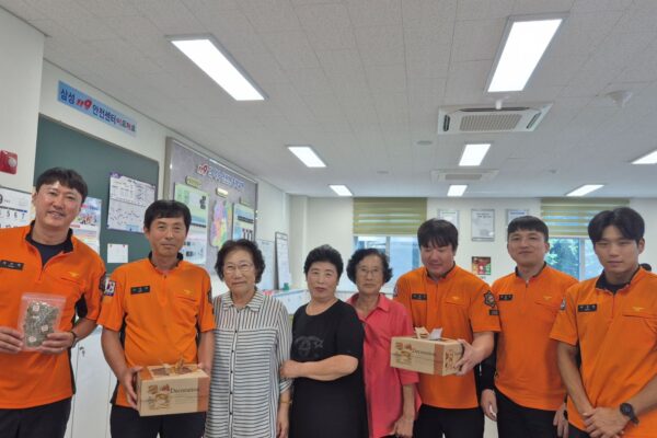 찾아가는 평생학습으로 달콤한 문화를 나누다  -덕정1리의 달콤한 감사, 이웃을 위한 케이크 선물-