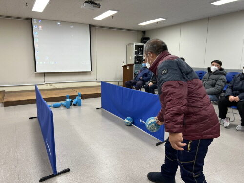 관내볼링 프로그램을 진행했습니다.