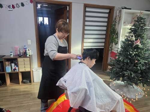 선물처럼 찾아간 12월 방문 이미용 서비스