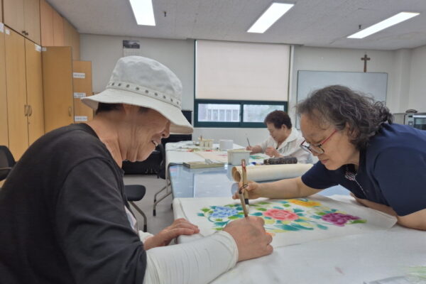 민화 프로그램(장애인 미술 대회 준비)