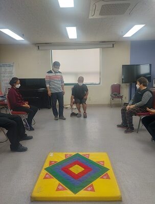 함박웃음재활교실 프로그램 진행하였습니다.