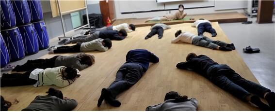 직원교육 실시(요가명상, 감염병 예방 및 관리)