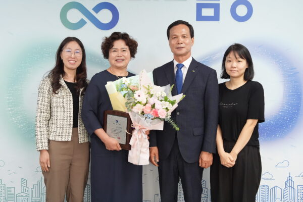 열심히사는 군민, 이혜숙 대표님 군수표창 수상